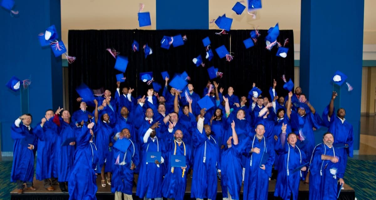 INGALLS SHIPBUILDING CELEBRATES APPRENTICE GRADUATION